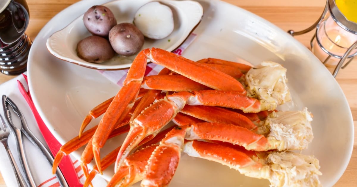 Snow Crab Legs Dinner Menu O'Brien's Crabhouse