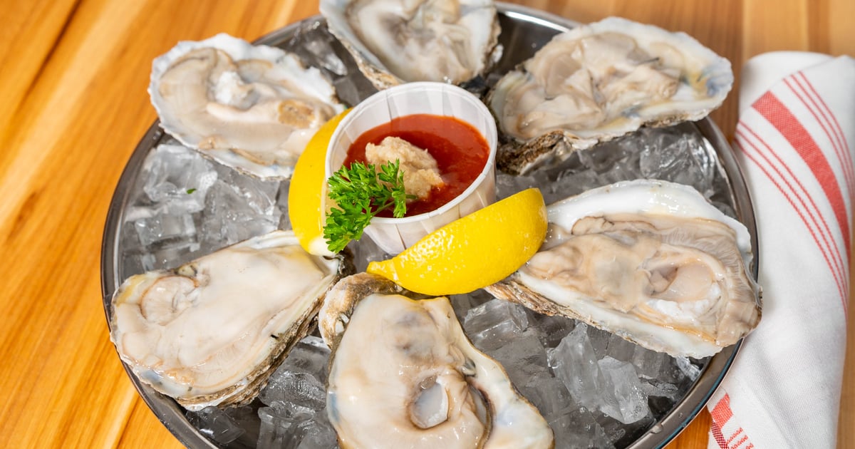oysters-on-the-half-shell-dinner-menu-o-brien-s-crabhouse