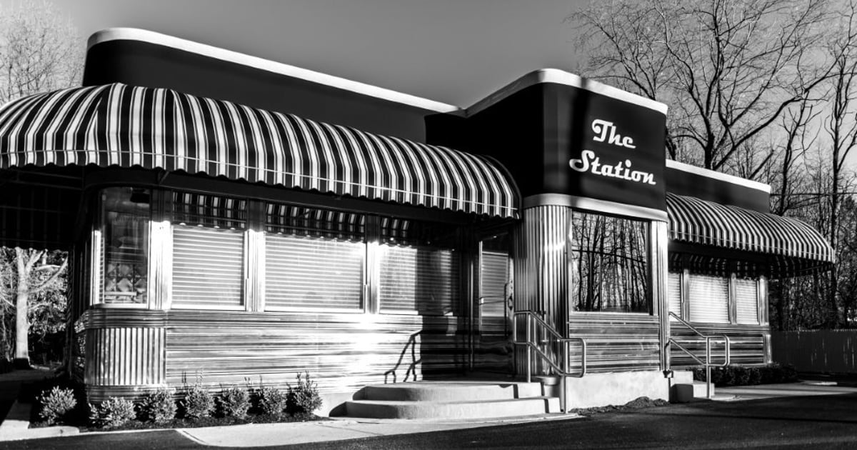 About Us Dunning Street Station Restaurant in Malta, NY