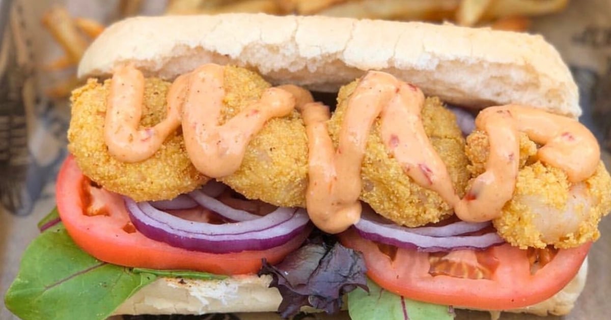 shrimp-po-boy-menu-porkchop-southern-restaurant-in-chicago-il