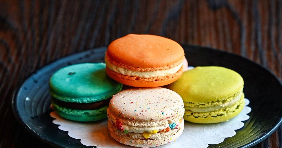 Assorted French Macarons Desserts Brodard Chateau Vietnamese