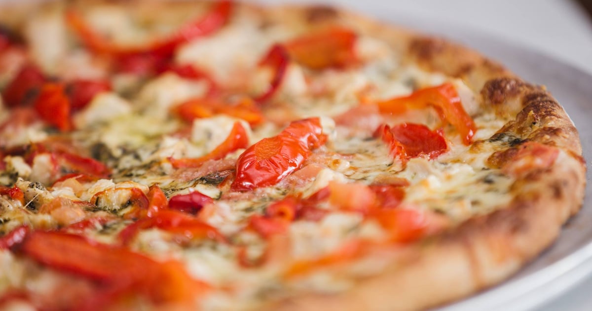 Rewards Stone L'Oven Pizza Co. Pizza Restaurant in Brewster, MA