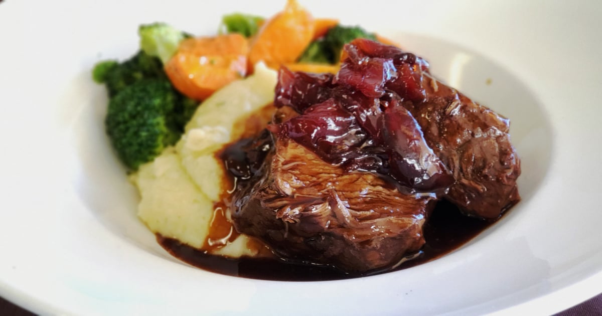 braised-beef-short-ribs-dinner-menu-wicked-restaurant-and-wine-bar