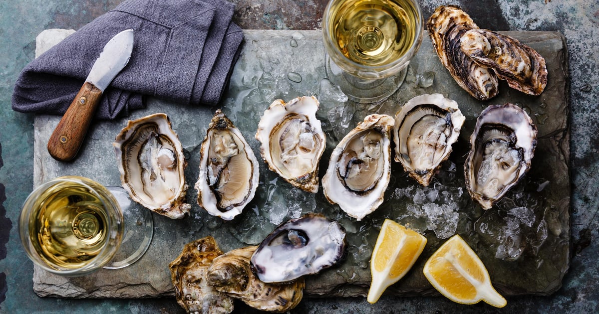 Fishbones Raw Bar & Restaurant Restaurant in Duck, NC