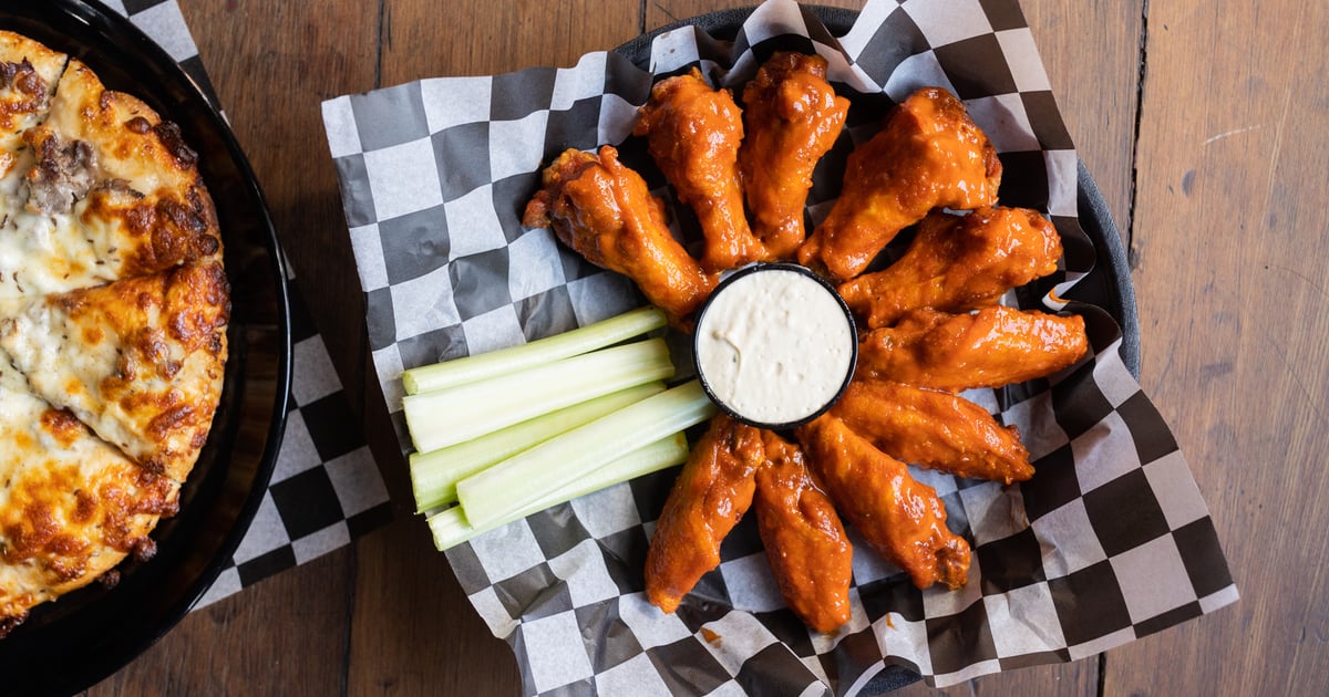 Here's Josh Allen's Favorite Pizza and Wings In Buffalo