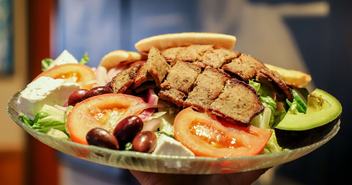 gyro-salad-menu-paul-s-place-fast-food-restaurant-in-ca