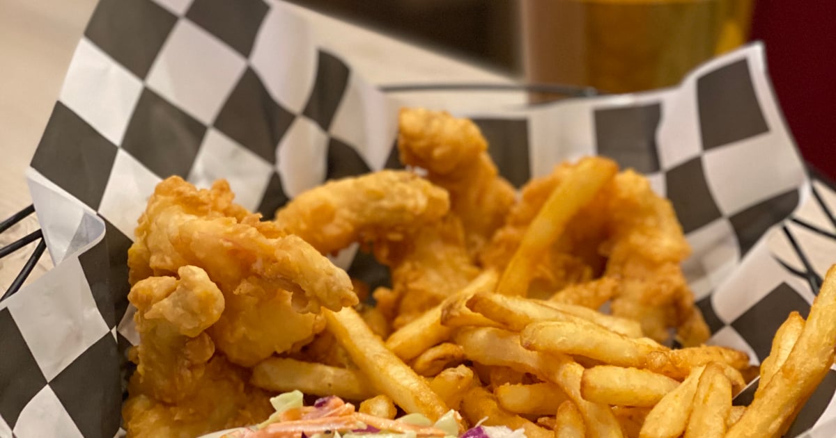 Shrimp Basket Dinner Dirty Birdies Sports Bar & Grill Sports Bar