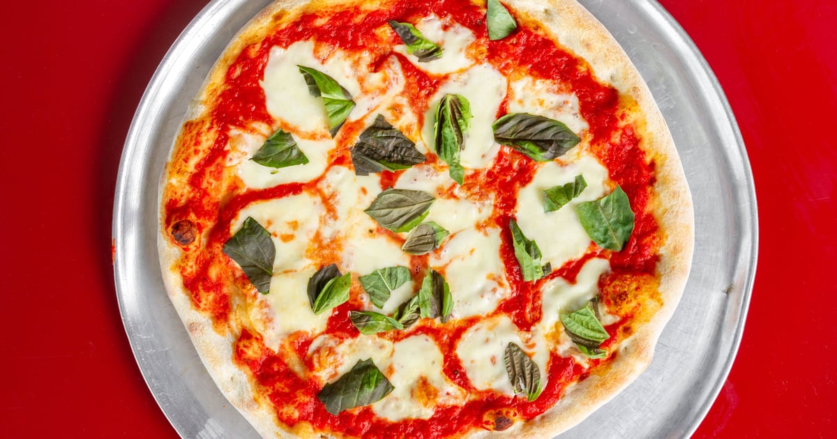 14" Margherita Pizza Menu Alfeo's Italian Kitchen Italian Restaurant in Glyndon, MD