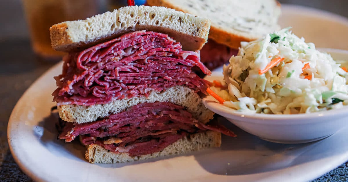 39. Corned beef, pastrami Lunch Manhattan in the Desert American