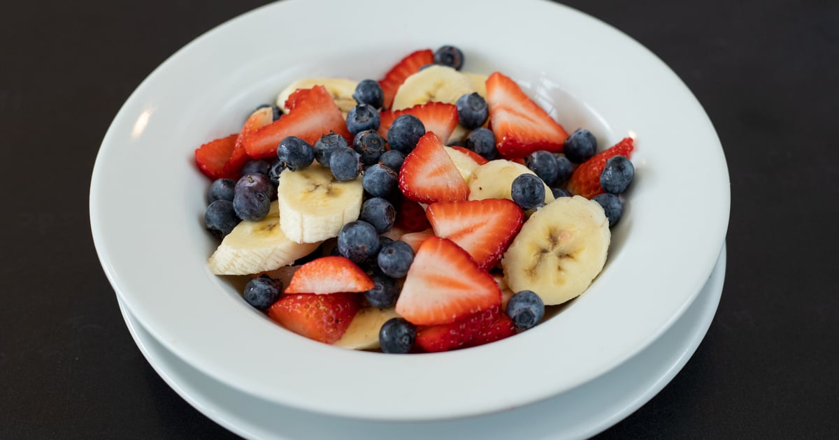 SEASONAL FRUIT BOWL Menu Peach Valley Cafe