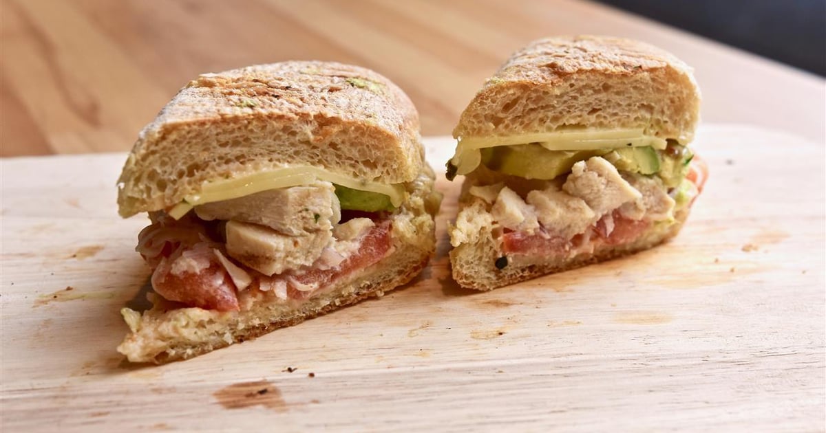 Chipotle Chicken Lunch UKRAFT Cafe & Catering Restaurant in MO