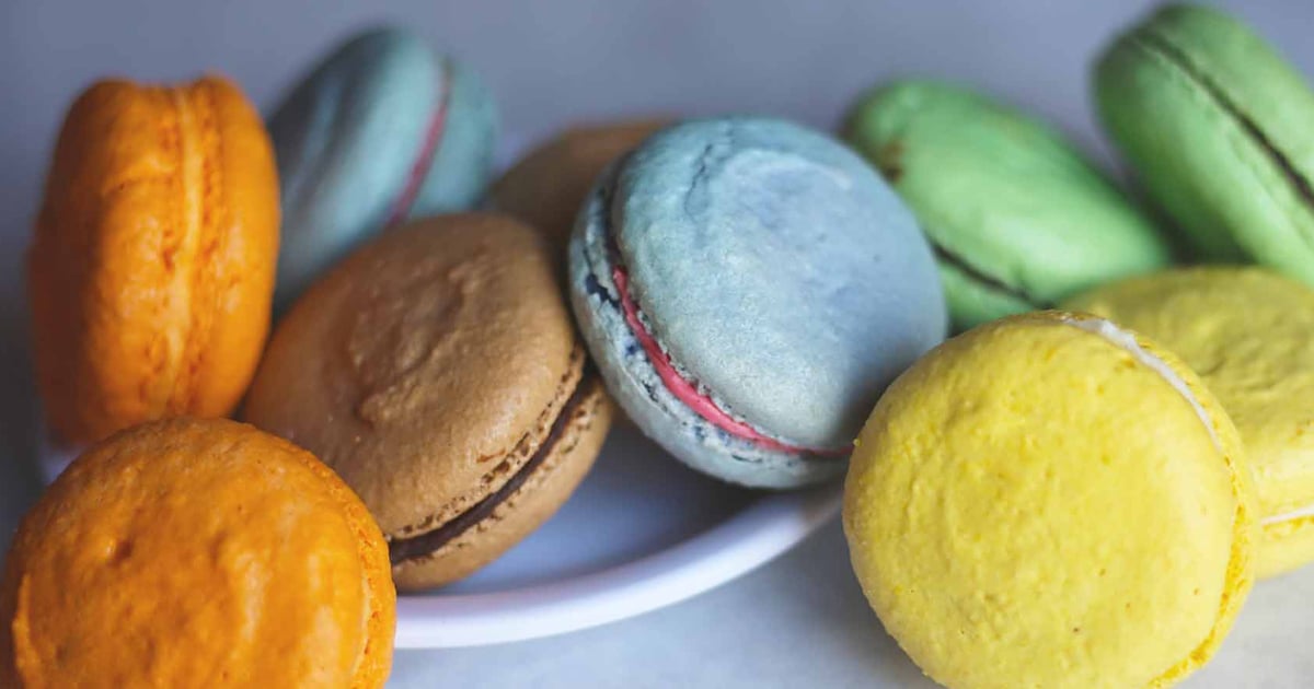 macaronオーダーページ French Macaron Sleeve | Assorted Flavors | Chef's Surprise