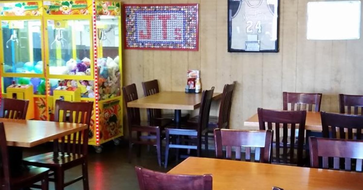 JT's Burgers & Wings Hamburger Restaurant in Munford, TN