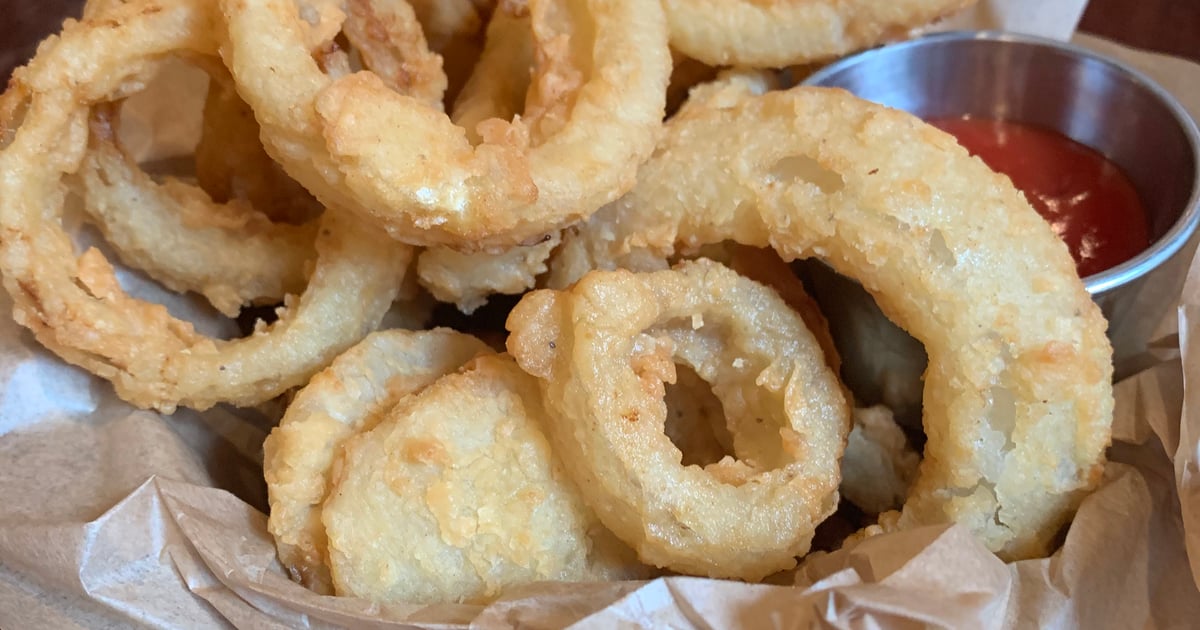 Onion Rings - Food Menu - Village Tavern - American Restaurant in Salem, MA
