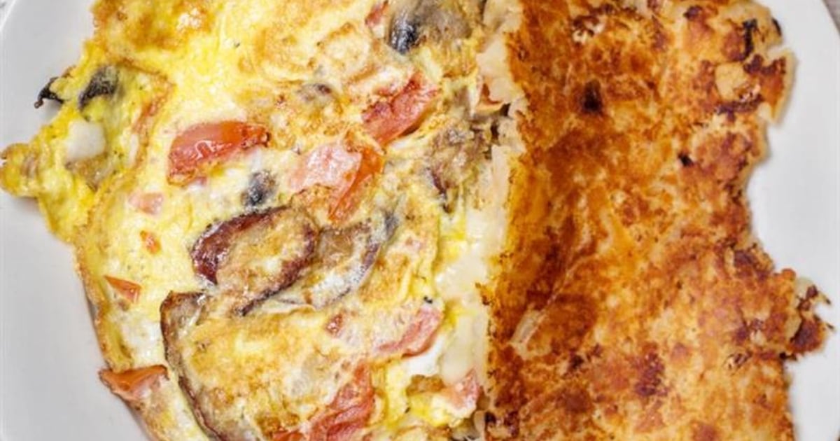 2. Italian Sausage Omelet - Breakfast Menu - Coach House Diner - Diner ...