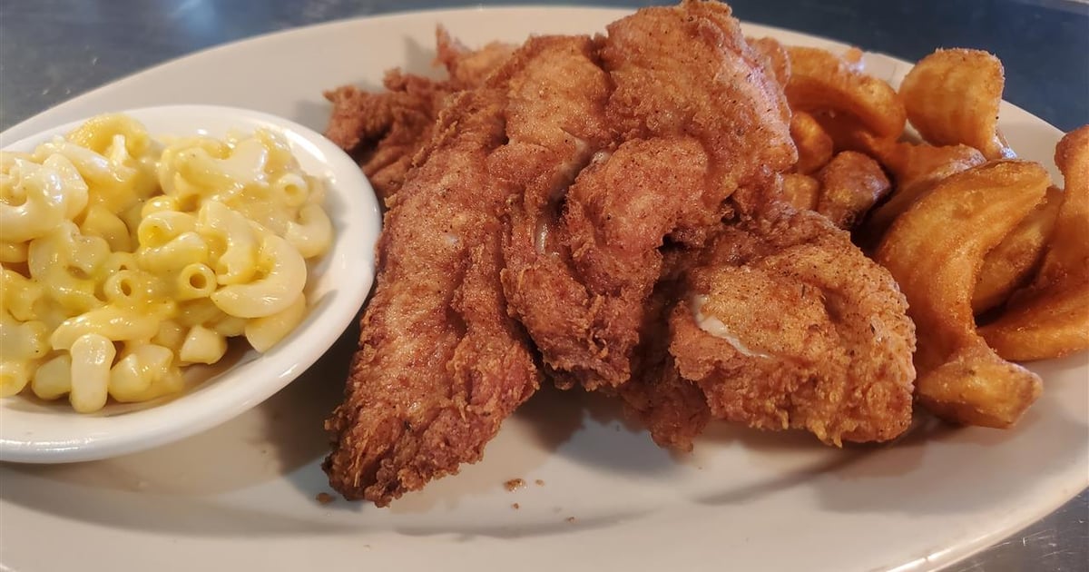 pop-s-fried-chicken-boneless-main-menu-pop-s-comfort-kitchen