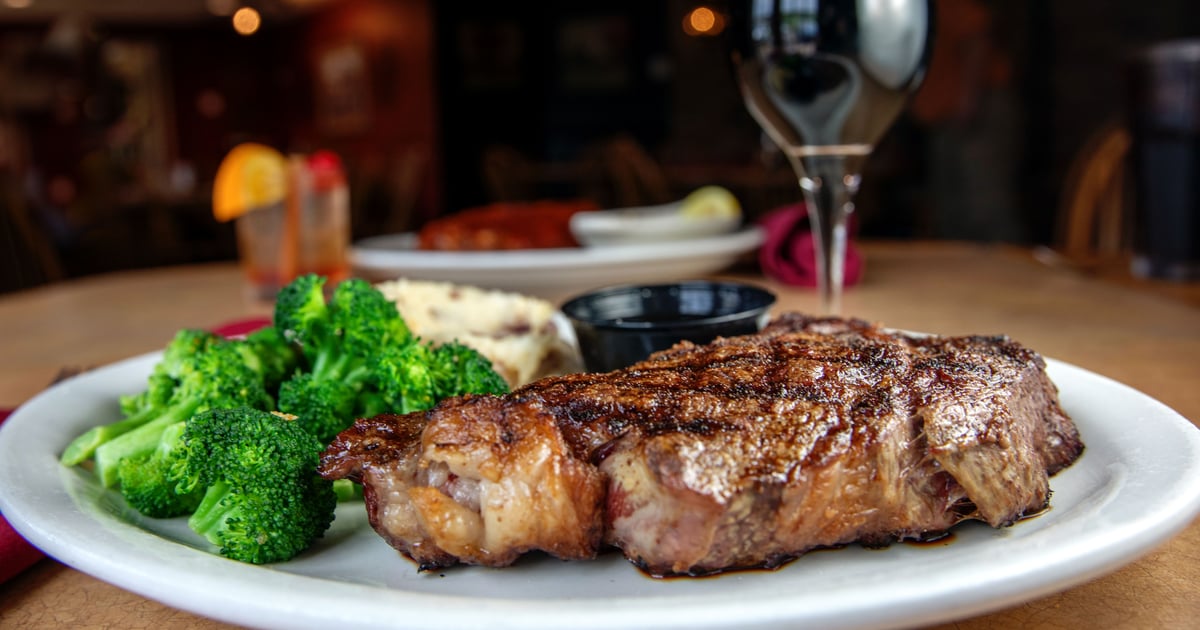 Menu 2510 Restaurant American Restaurant in Wausau, WI