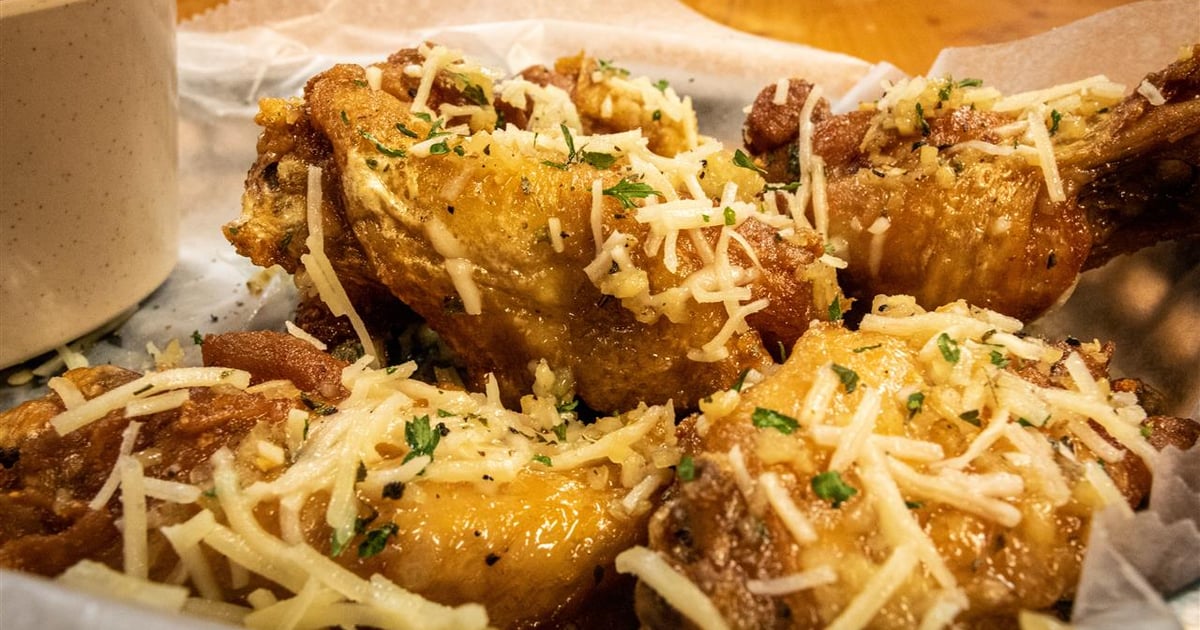 Wednesday Wing Night Specials Honeysuckle Restaurant in