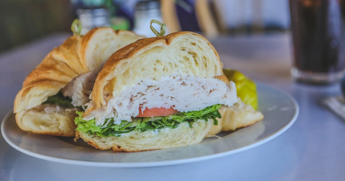 Breakfast Greenhouse Cafe Cafe in Lancaster, CA