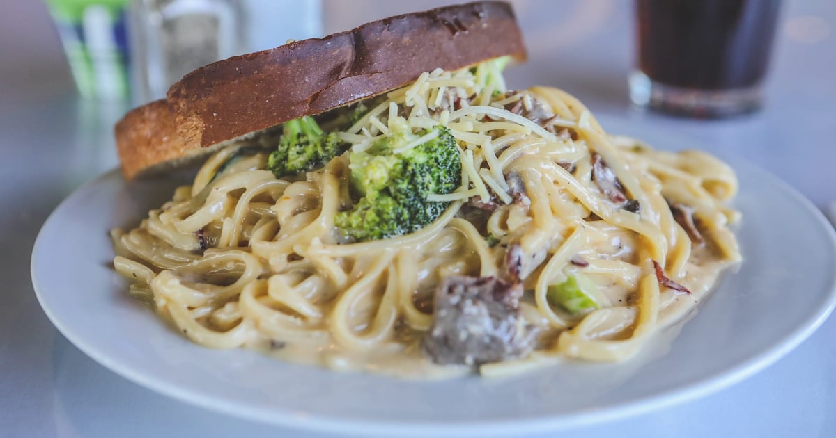 Pasta Primavera Lunch & Dinner Greenhouse Cafe Restaurant in