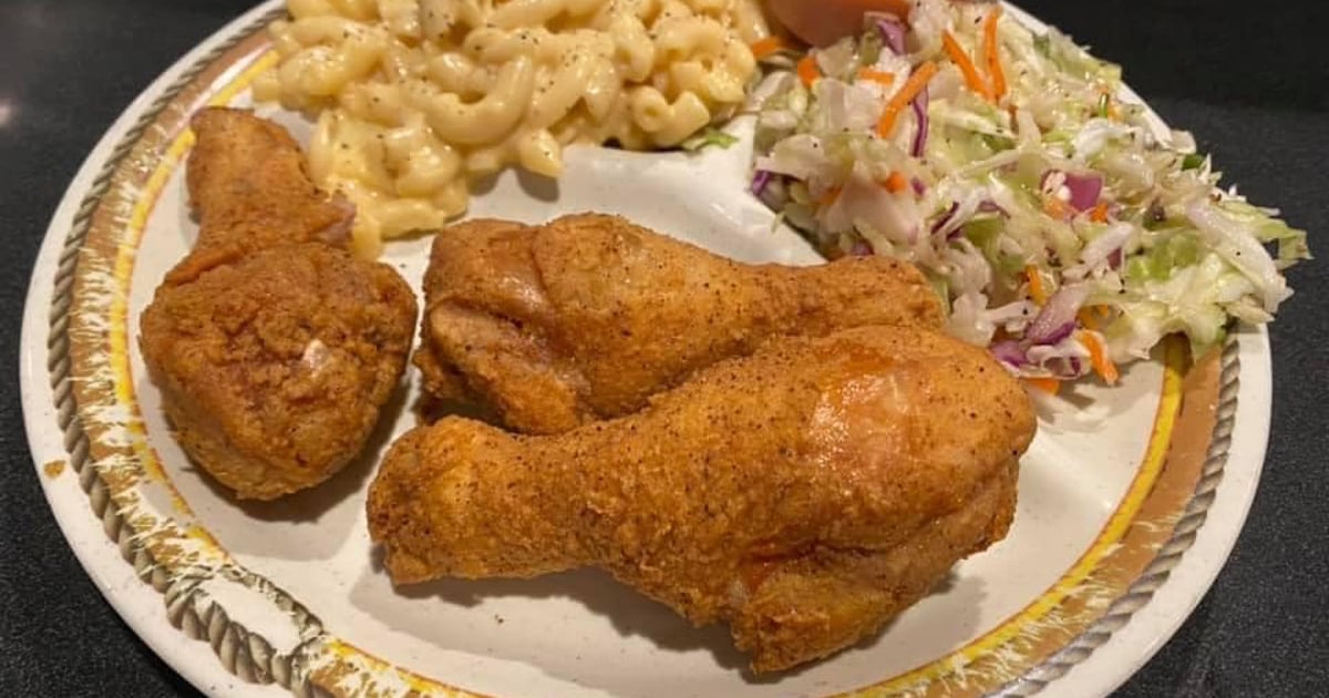 Hobo's Famous Fried Chicken Hobos at The American Legion Hobos