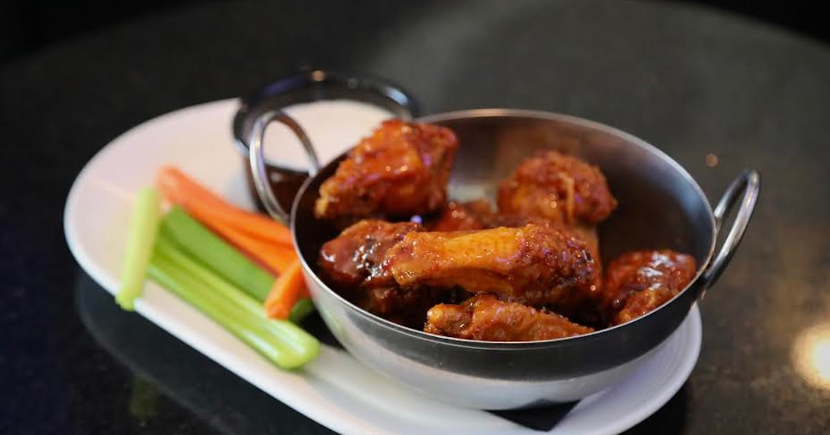 Crispy Chicken Wings Late Night Menu Flat Top Bar and Grill Bar