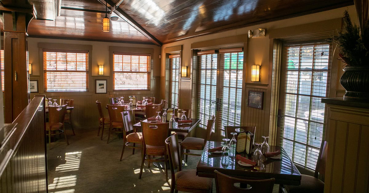 Private Events Otter Cove Restaurant and Bar Seafood Restaurant in