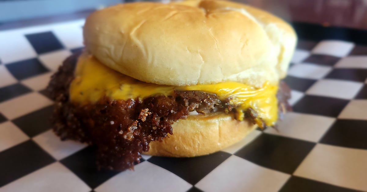 Single Smash Burger Soulcial Smash Burger Co. Soulcial Kitchen