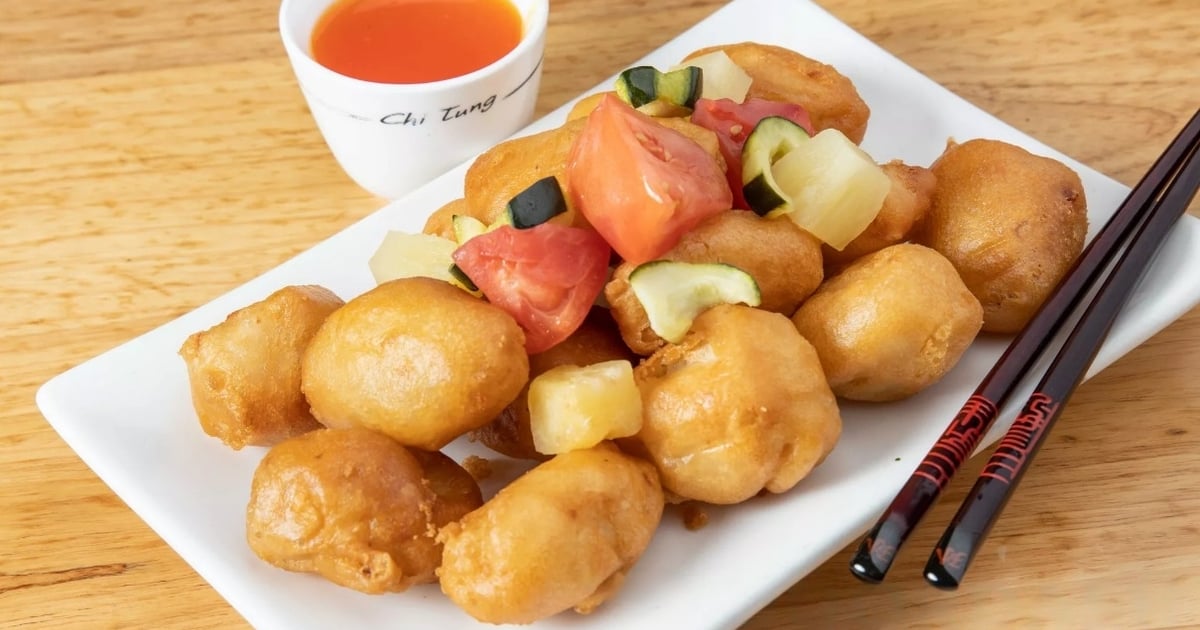 Sweet and Sour Chicken - Chi Tung Restaurant