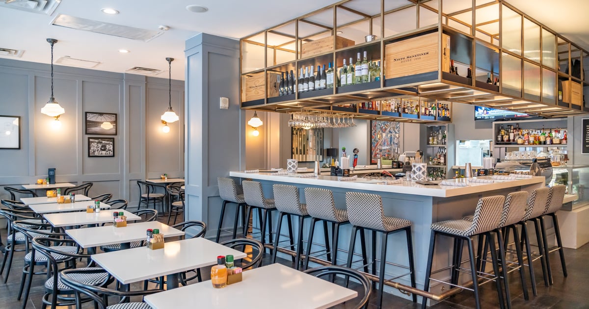 Table 7 Bistro American Restaurant in Houston, TX