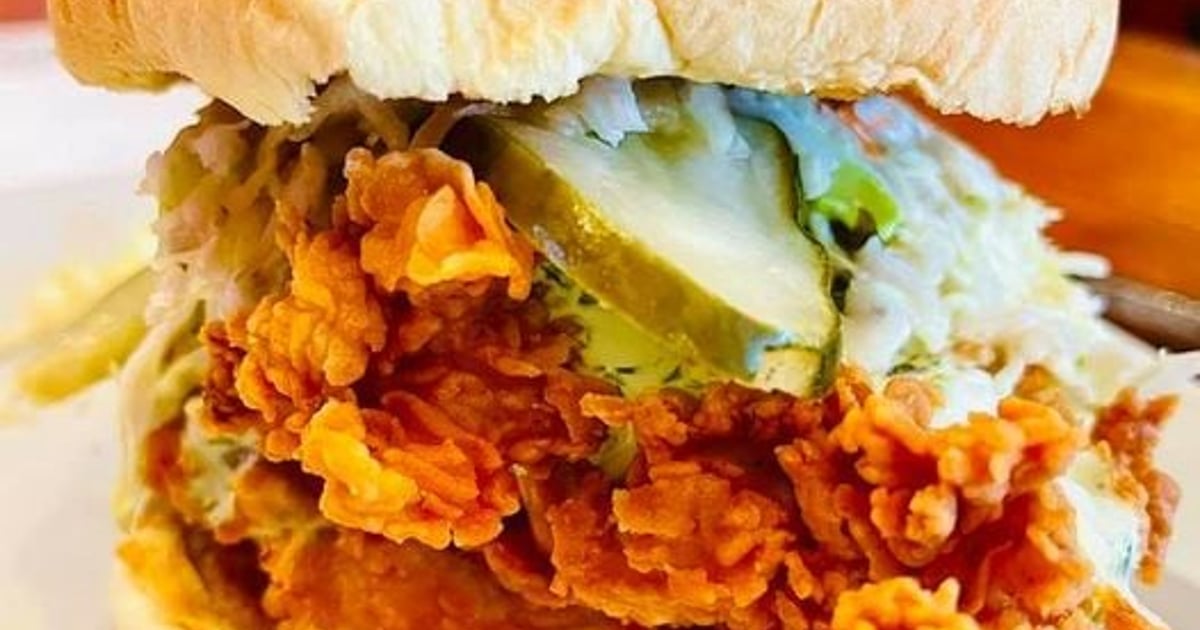 Buttermilk Crispy Chicken Sandwich Carryout Menu Archie Moore's