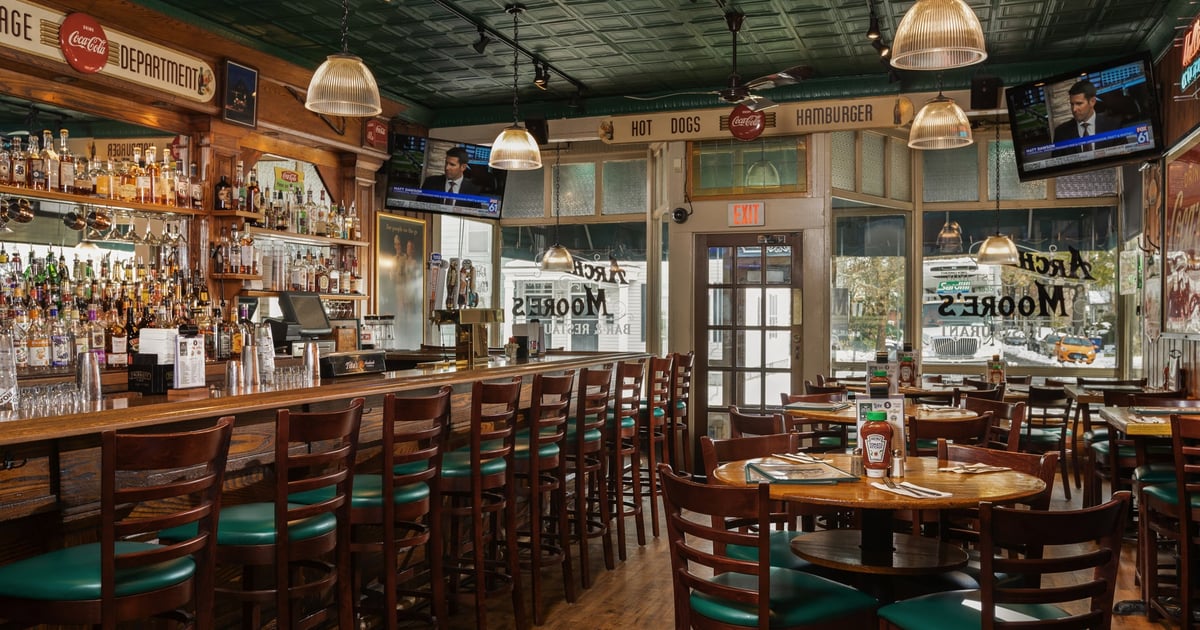 Archie Moore's Bar & Rstrnt