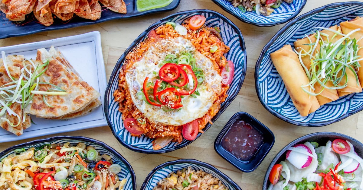 Express Dumpling Time Asian Restaurant in CA