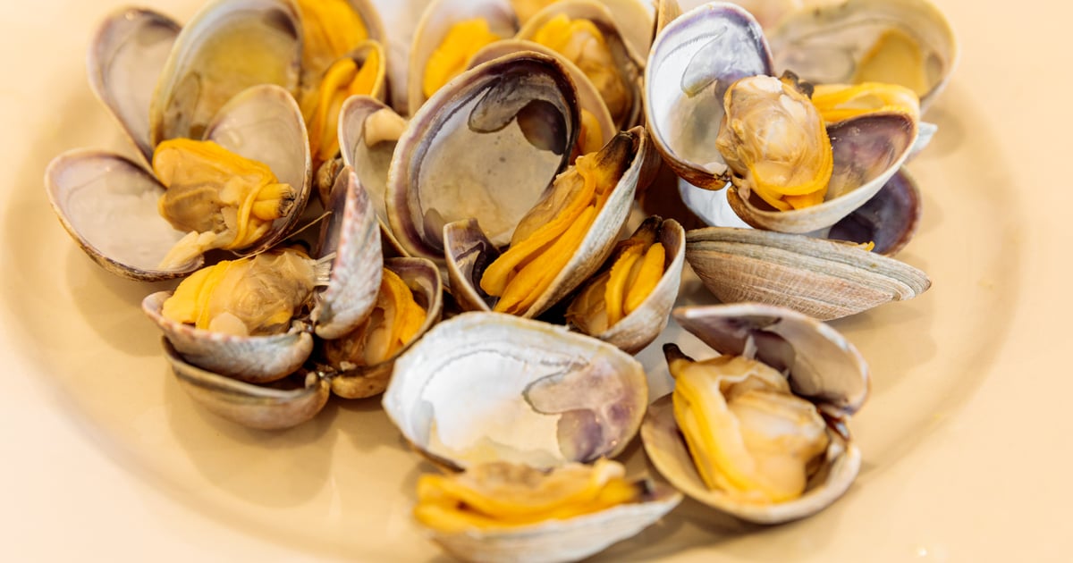 Live Manila Clams Main Cajun King