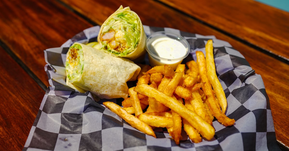 Events Hook'd Pier Bar & Grill in Panama City Beach FL