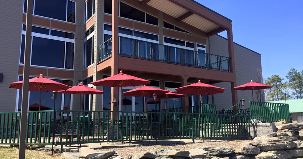 The Summit Restaurant Restaurant in Lackawaxen, PA