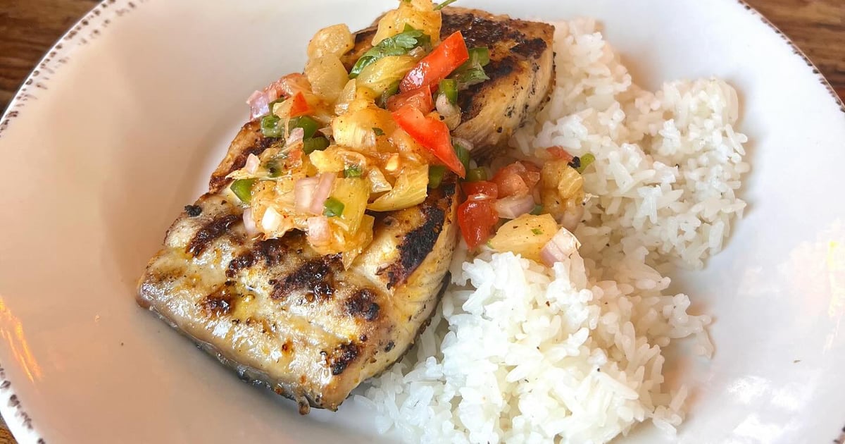 Gallery Brown Dog Eatery Bar & Grill in Carrollton, GA