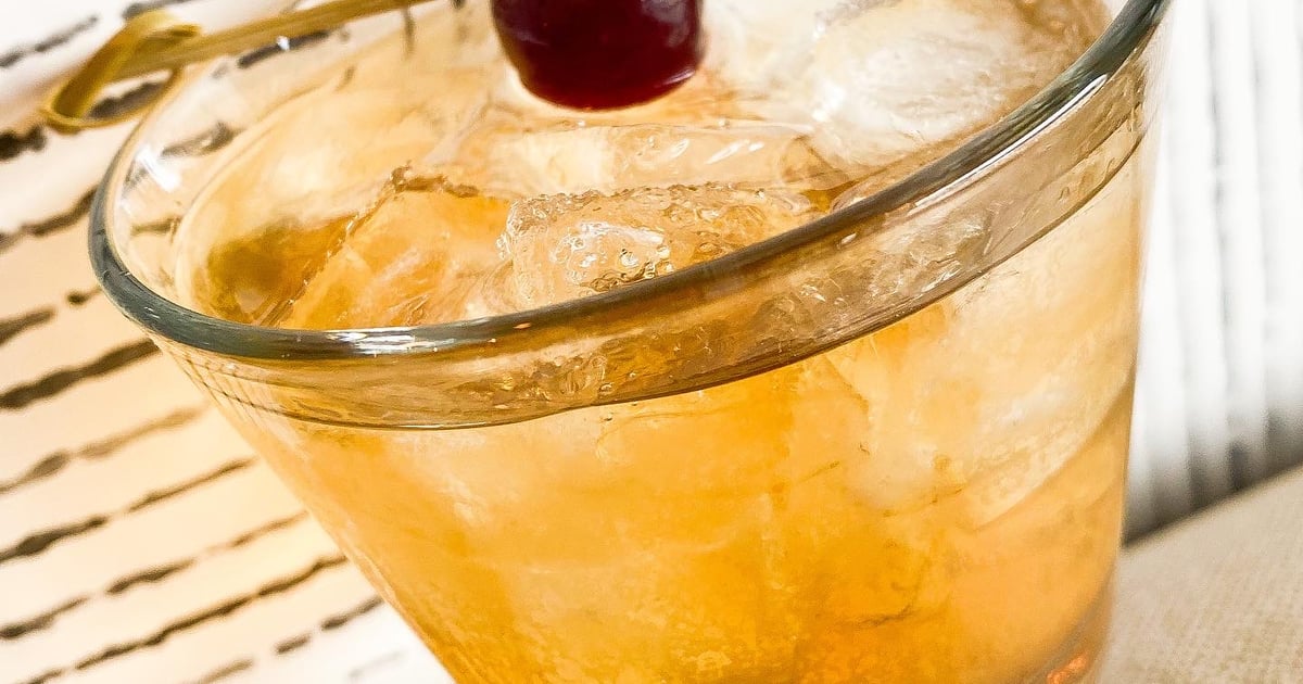 Añejo Old Fashioned Cocktail, Beer, Wine Menu Lago Tacos