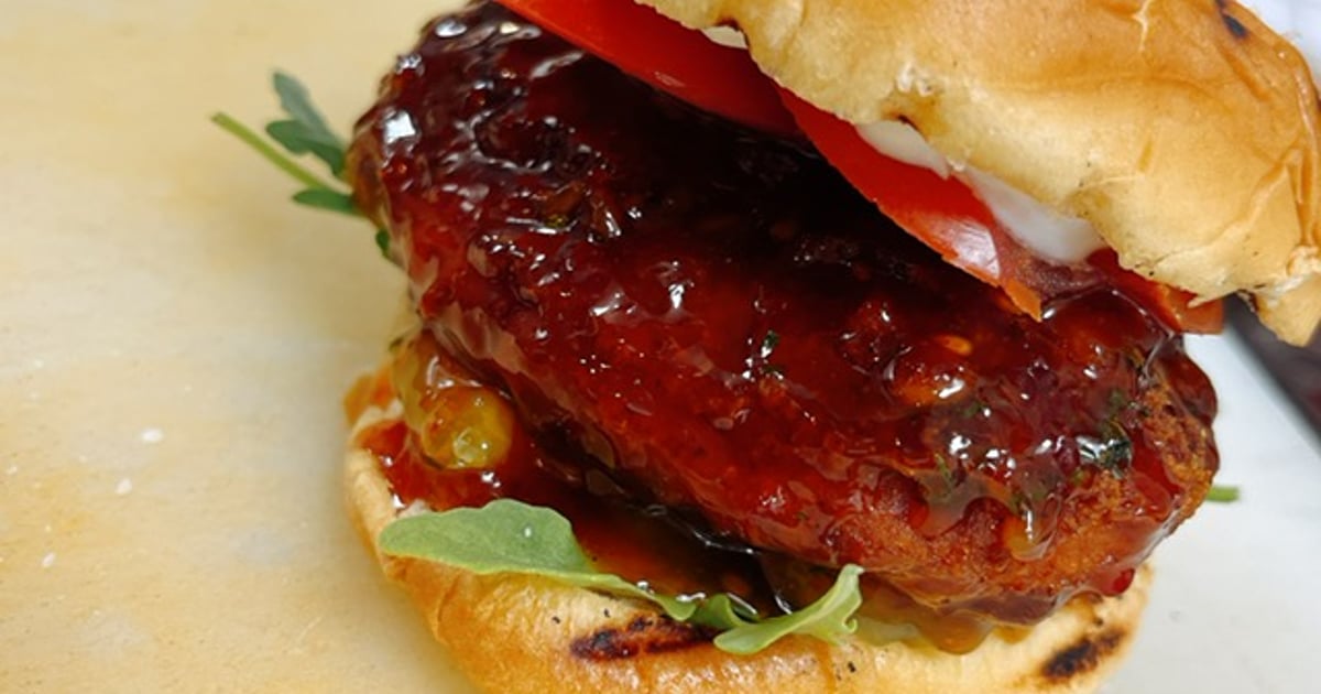 Thai Chili Chick'n Sandwich Menu Planted Soul Vegan Restaurant in