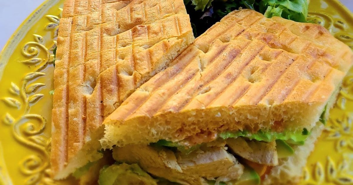 Chipotle Chicken Panini Redondo Beach Yellow Vase Cafe in CA