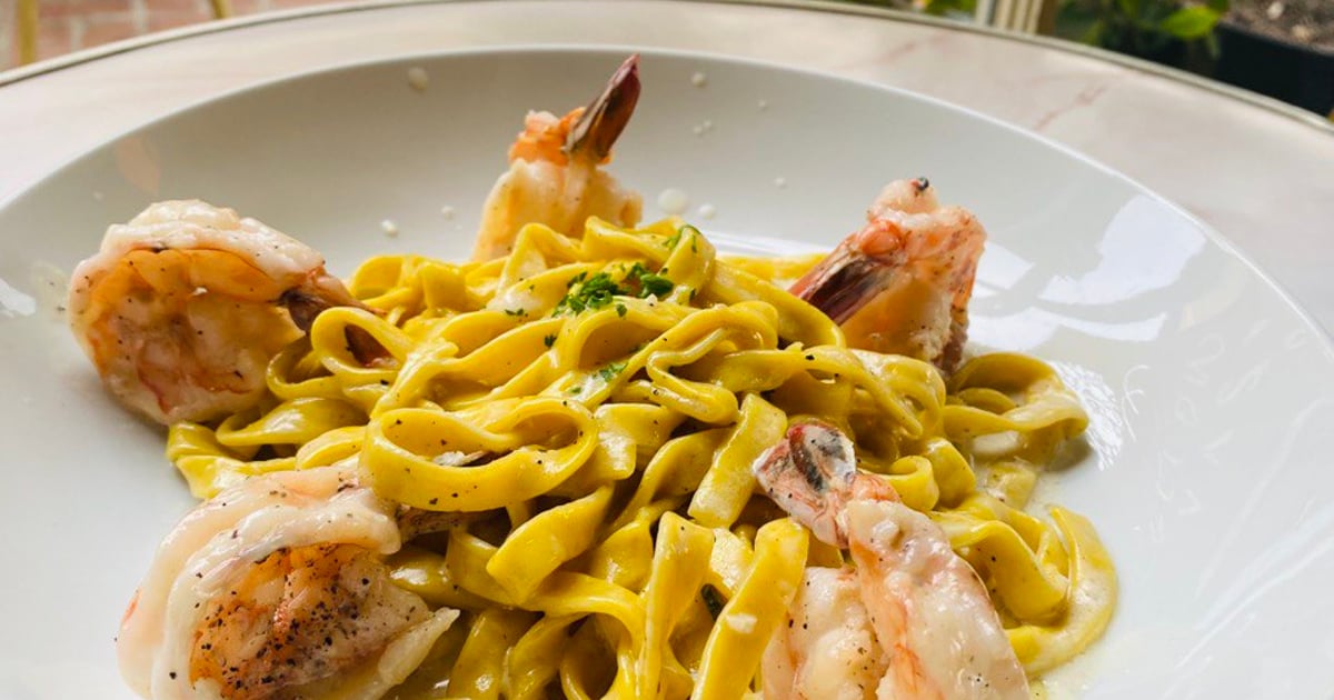 LEMON FETTUCCINE WITH SHRIMP Malaga Cove Yellow Vase Cafe in CA
