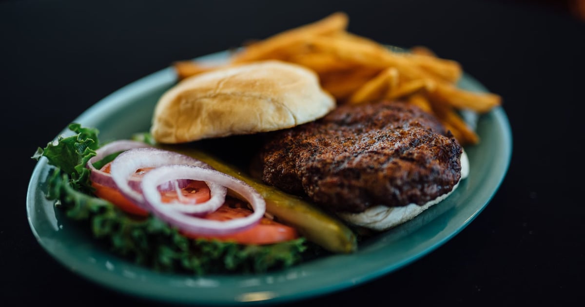 Peppers Burger Lunch Peppers Grill & Bar Southwestern Restaurant