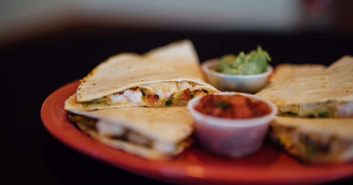 Quesadillas Lunch Peppers Grill & Bar Southwestern Restaurant in