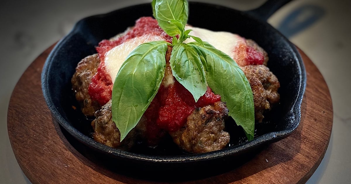 Meatball Skillet Menu Righteous Slice