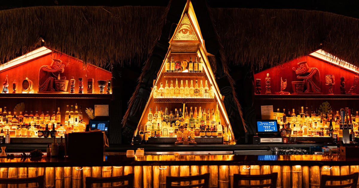 Home - Max's South Seas Hideaway