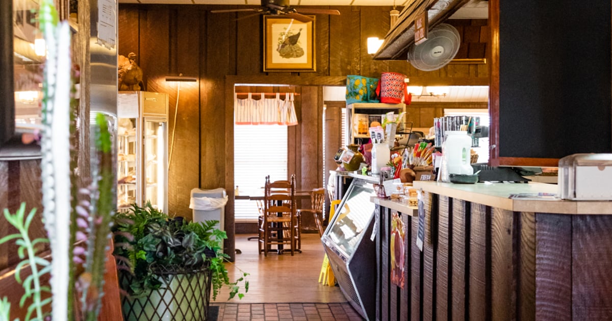 News Bates House of Turkey Restaurant in Greenville, AL