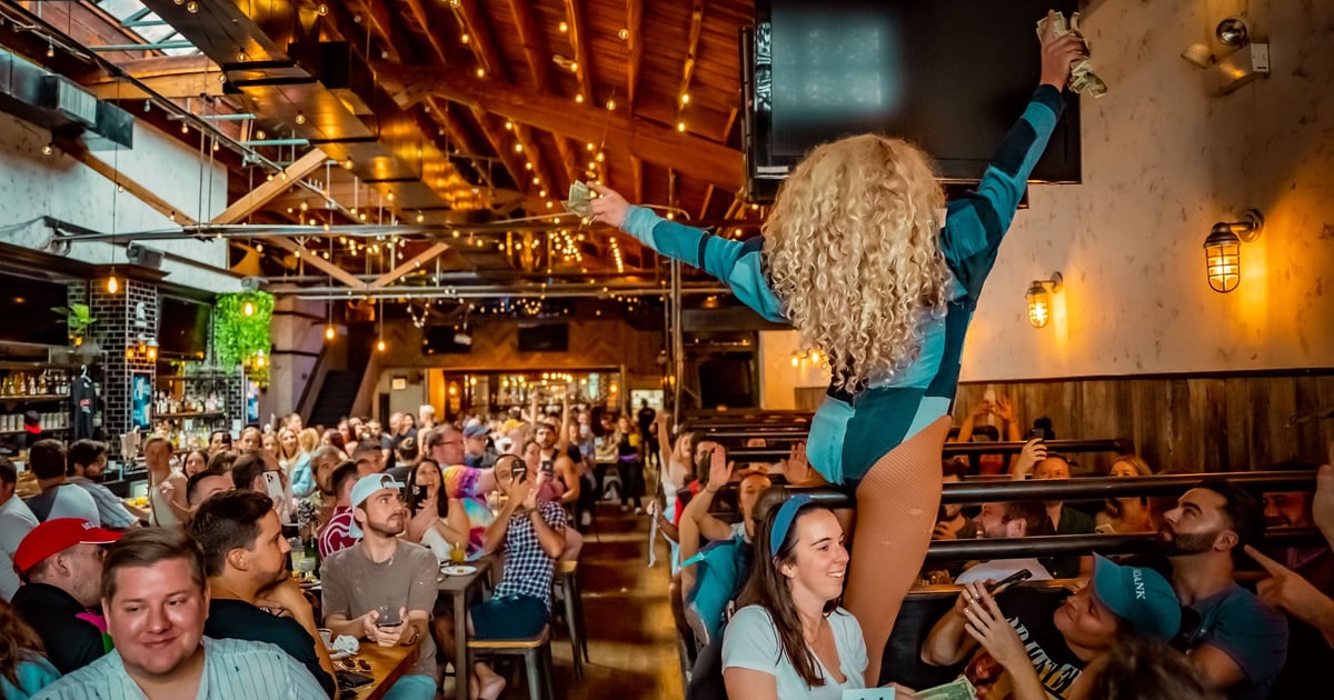 join-our-team-the-river-kitchen-and-bar-bar-grill-in-chicago-il