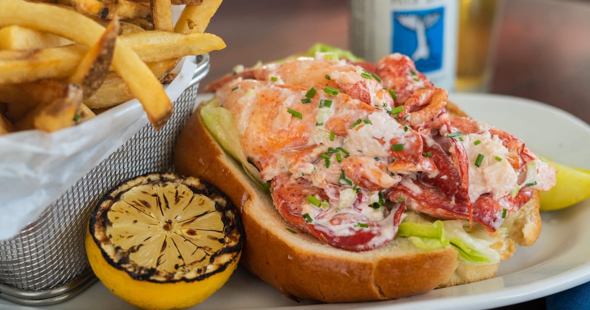 Contact 42 Degrees North Restaurant Lounge Seafood Restaurant In 