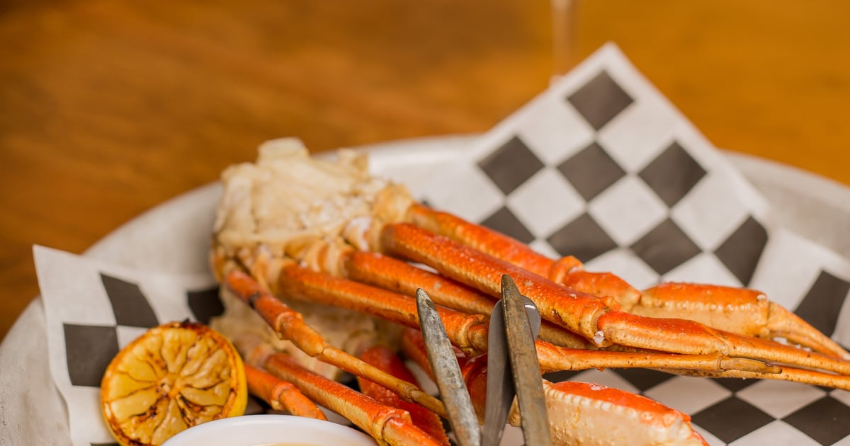 Snow Crab Legs - Mulligan's Grille - Nags Head Seafood Restaurant