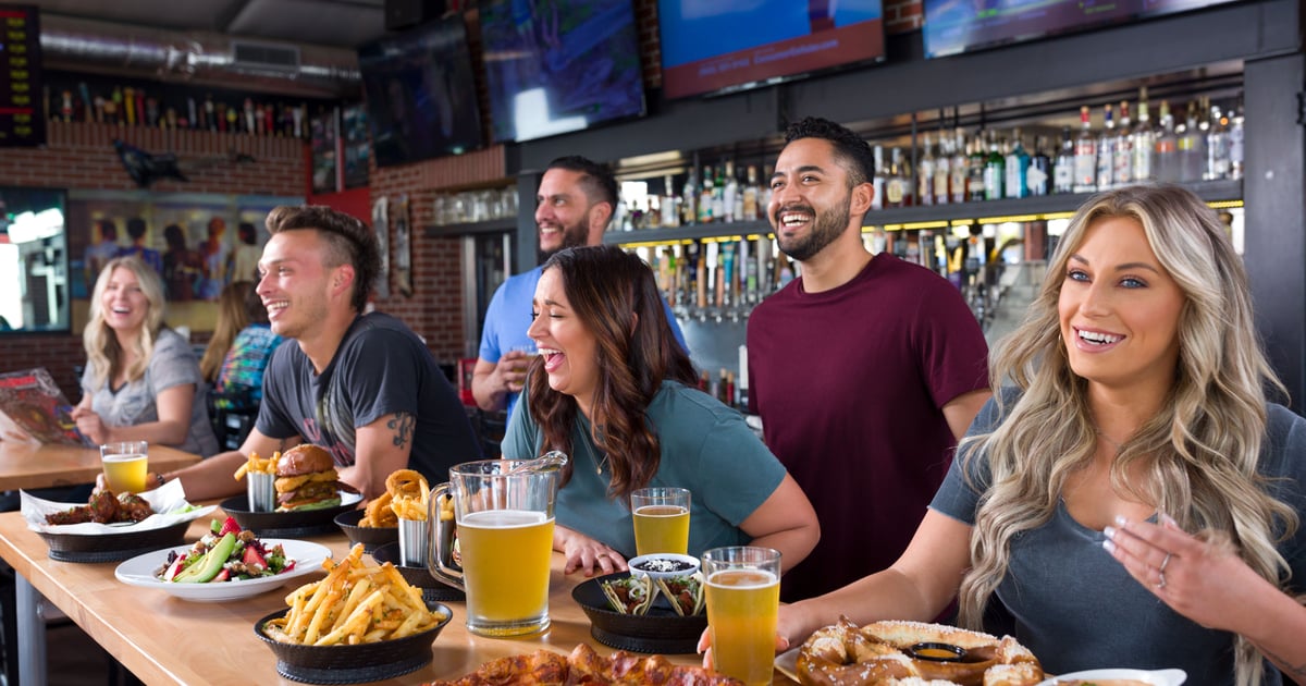 Ridgebacks Bar Rock & Brews Orlando is the Best Sports Bar for Every Game Day ...